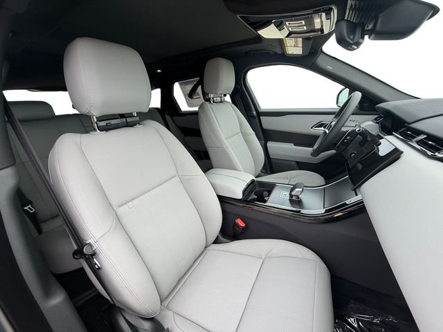 New 2026 Giola Green Land Rover Dynamic SE image 16