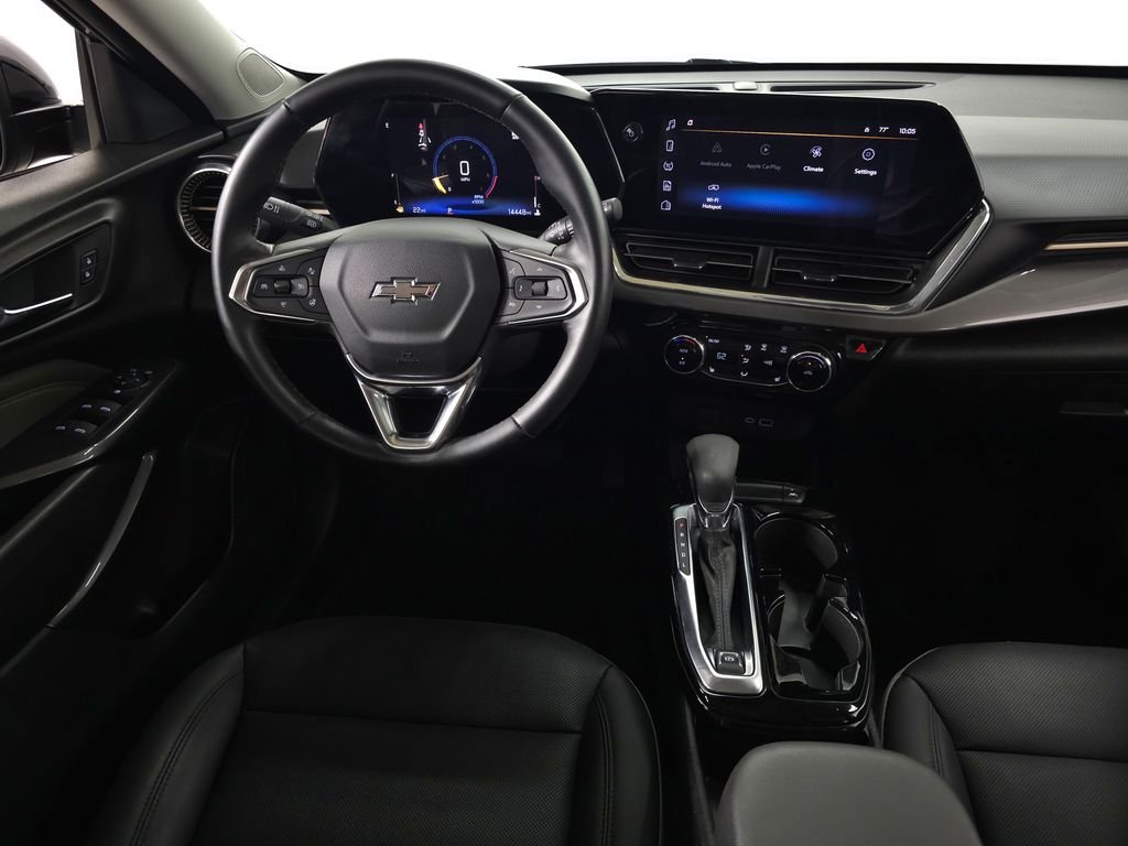 Used 2025 Mosaic Black Metallic Chevrolet ACTIV image 17