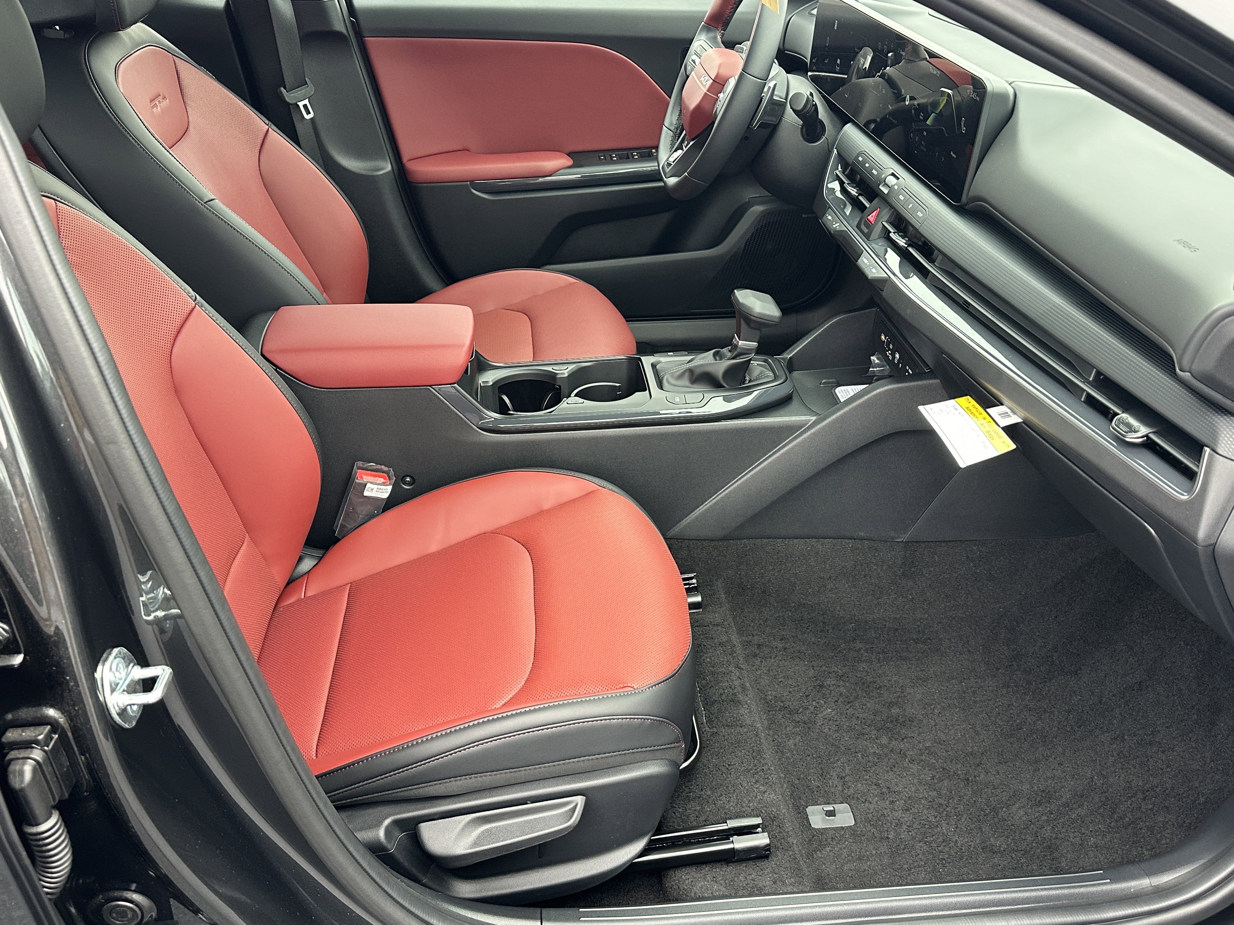 New 2026 Interstellar Gray Kia GT-Line image 14