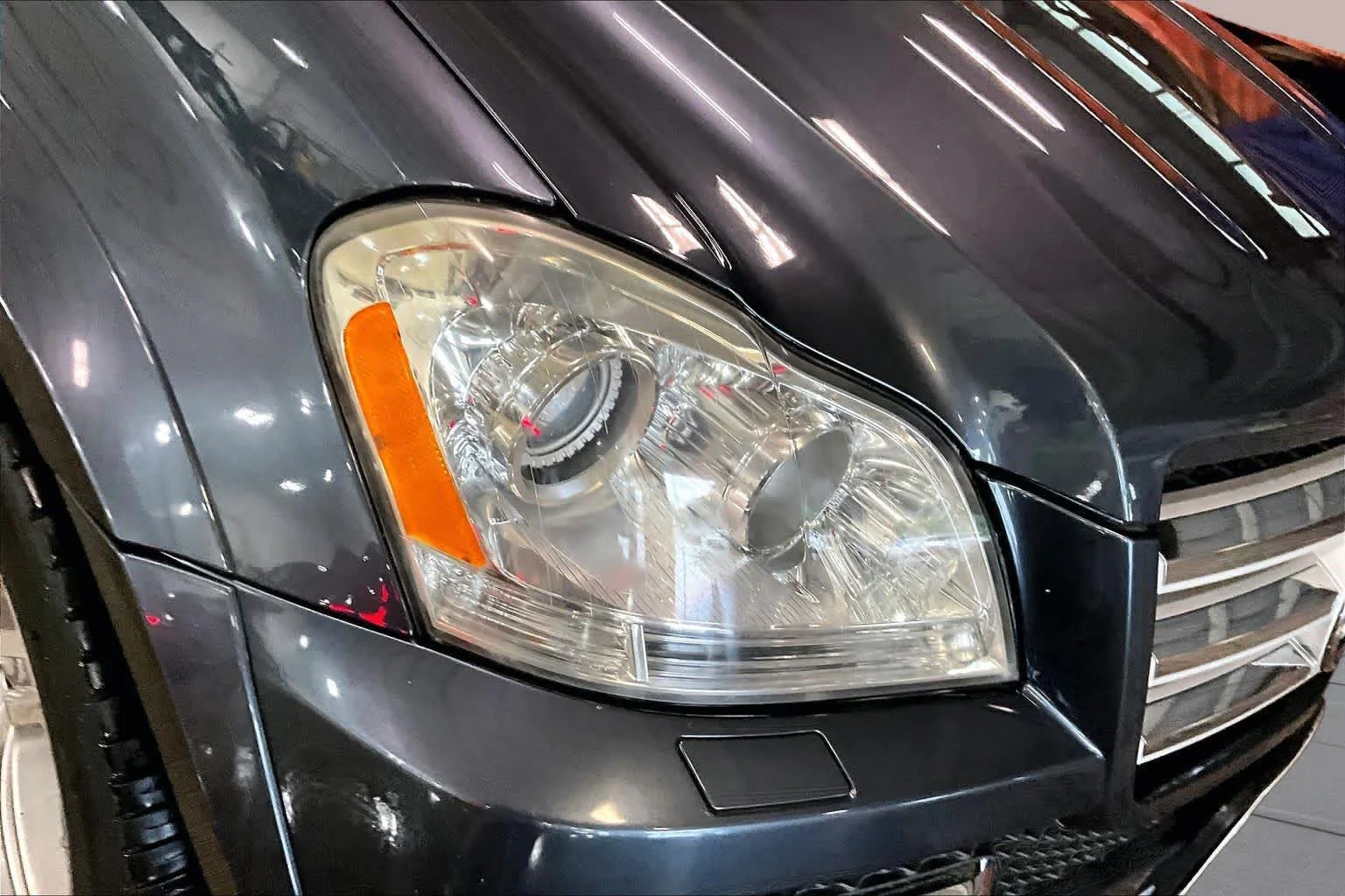 Used 2011 Black Mercedes-Benz GL 550 image 26