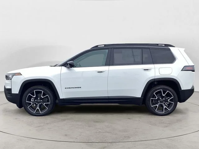 New 2026 Bright White Clearcoat Jeep OVERLAND 4X4 image 2