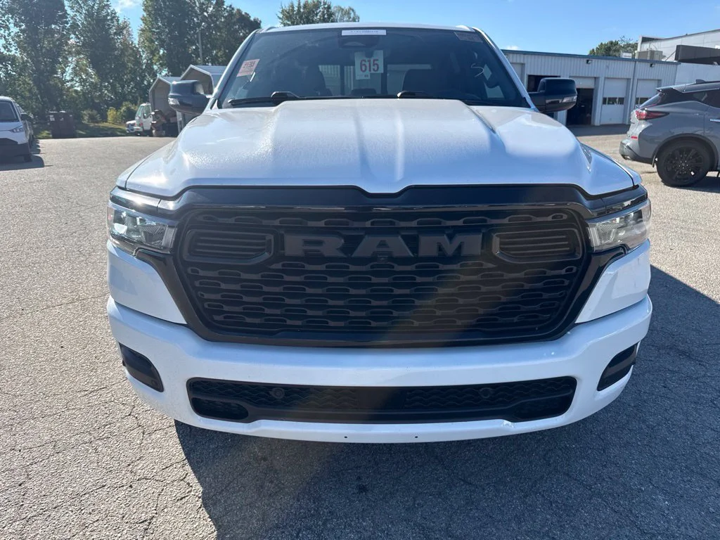 Used 2025 White Ram Big Horn/Lone Star image 8
