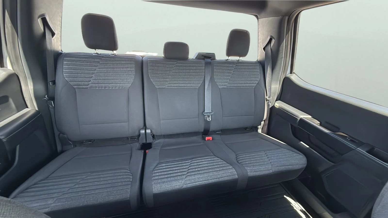 Used 2022 White Ford XL image 26