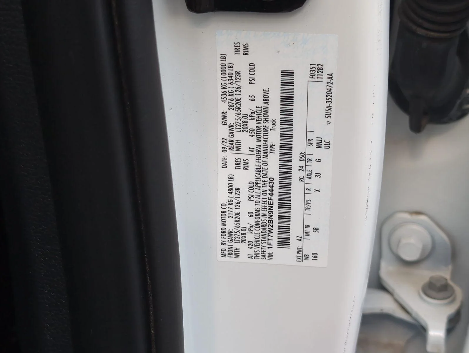 Used 2022 Star White Metallic Tri-Coat Ford Lariat image 13