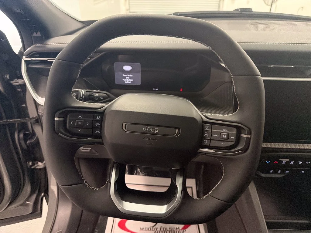 New 2027 Gray Jeep Limited image 18