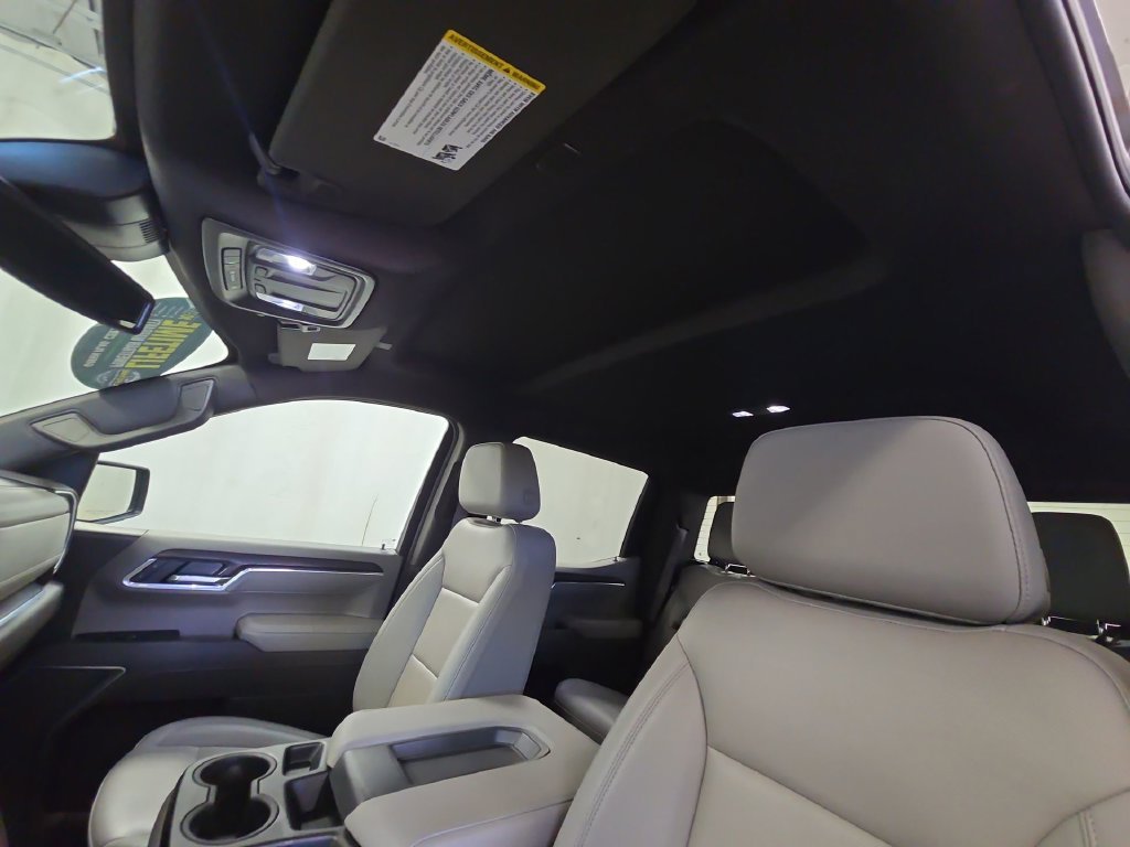 2025 GMC Sierra 1500 SLT - Photo 25