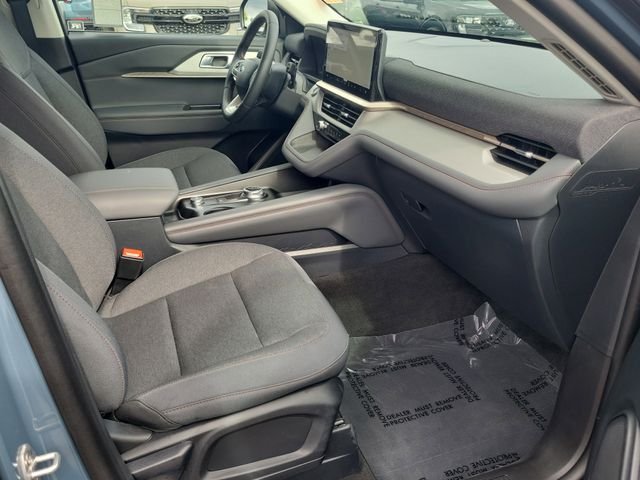 Used 2026 Vapor Blue Metallic Ford Active image 16