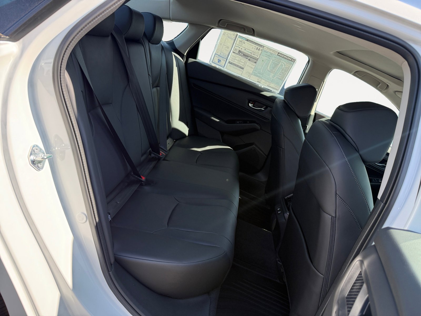 New 2026 Platinum White Pearl Honda Touring image 18