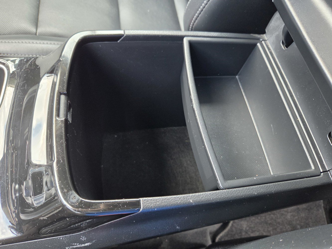 Used 2023 Ebony Black Kia S image 13