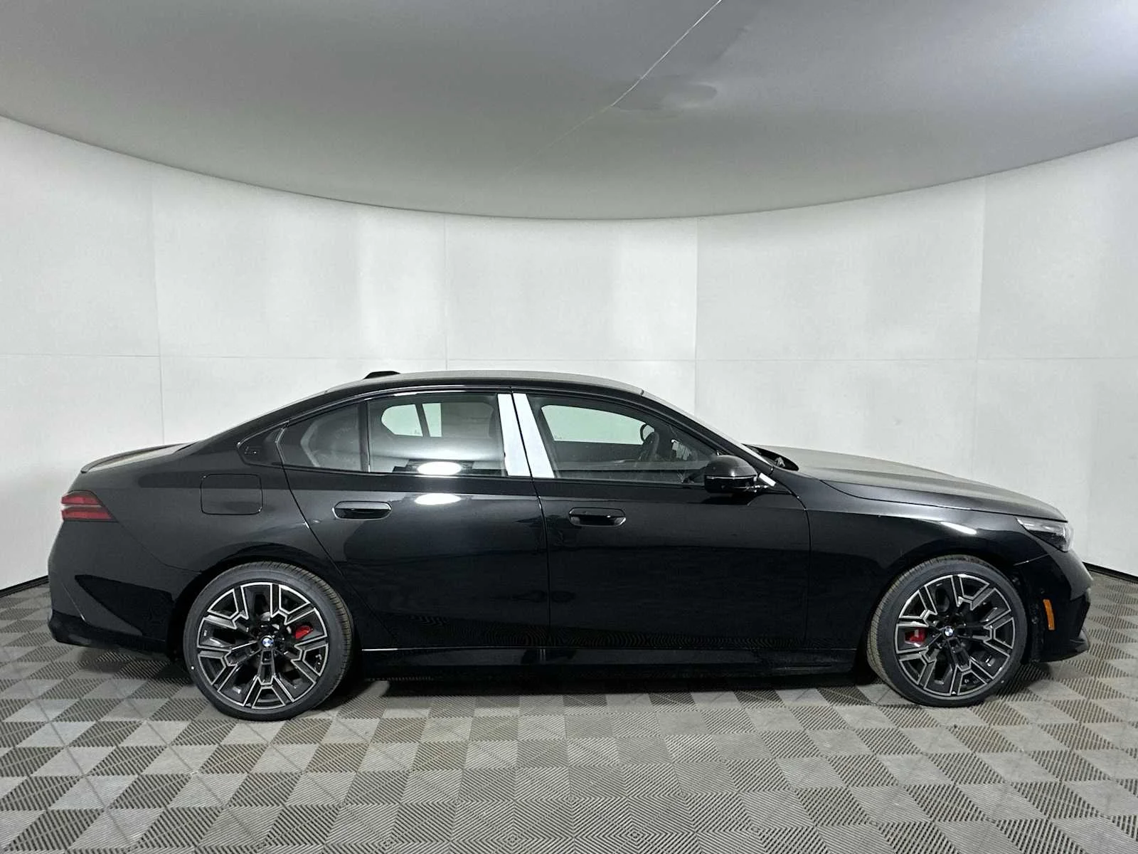 New 2026 Black Sapphire Metallic BMW xDrive40 image 8
