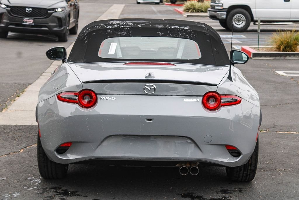 New 2026 Aero Gray Metallic Mazda Club image 5