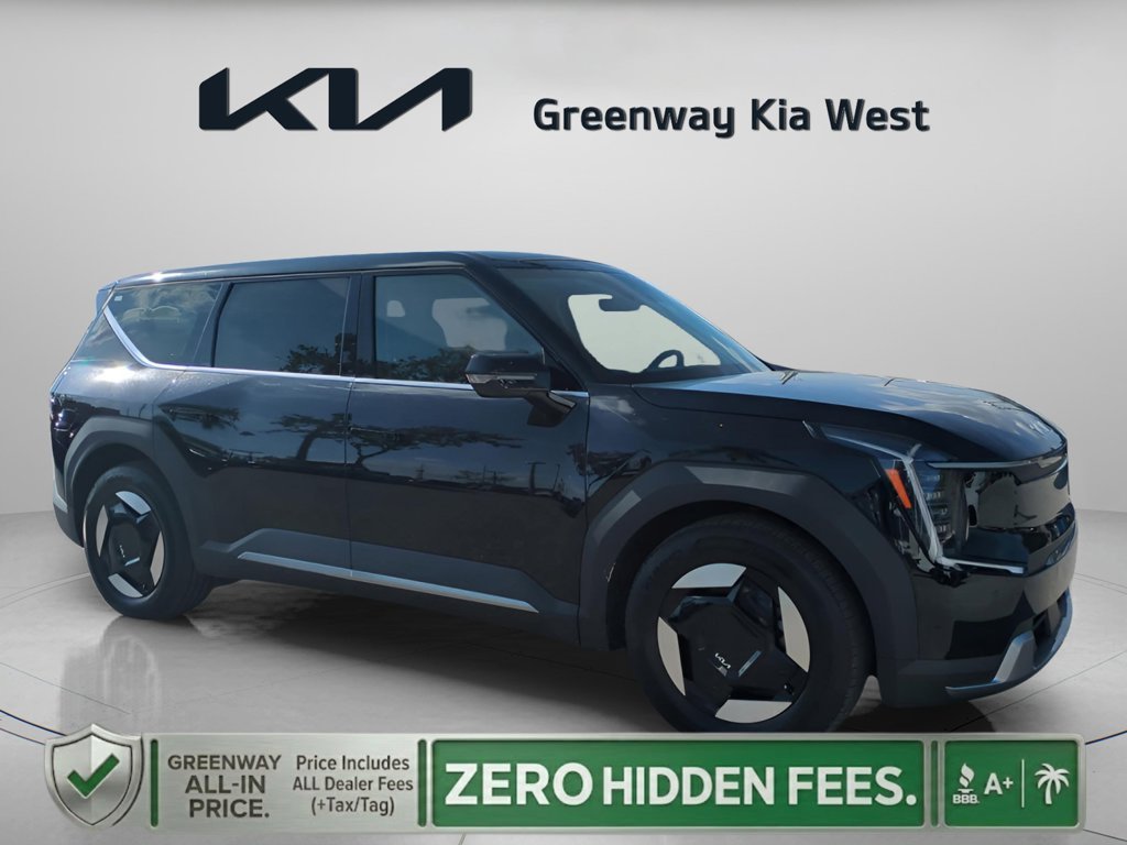 2026 Kia EV9 Light's photo