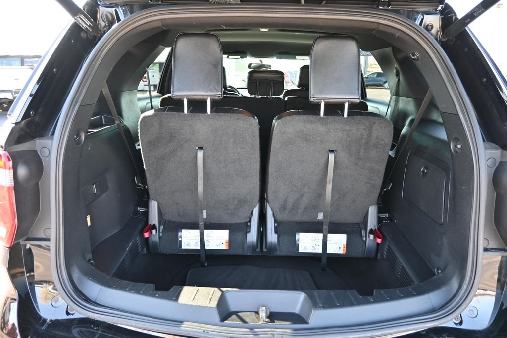 Used 2016 Shadow Black Ford XLT image 12