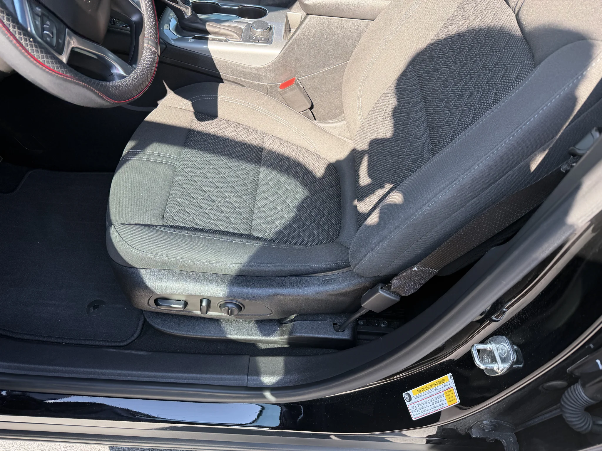 Used 2021 BLACK Chevrolet LT image 5