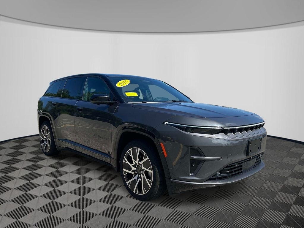 Used 2025 Gray Jeep Limited image 7