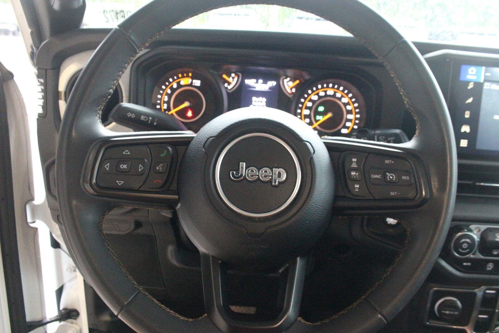 Used 2024 Whyte Jeep Sport S image 16