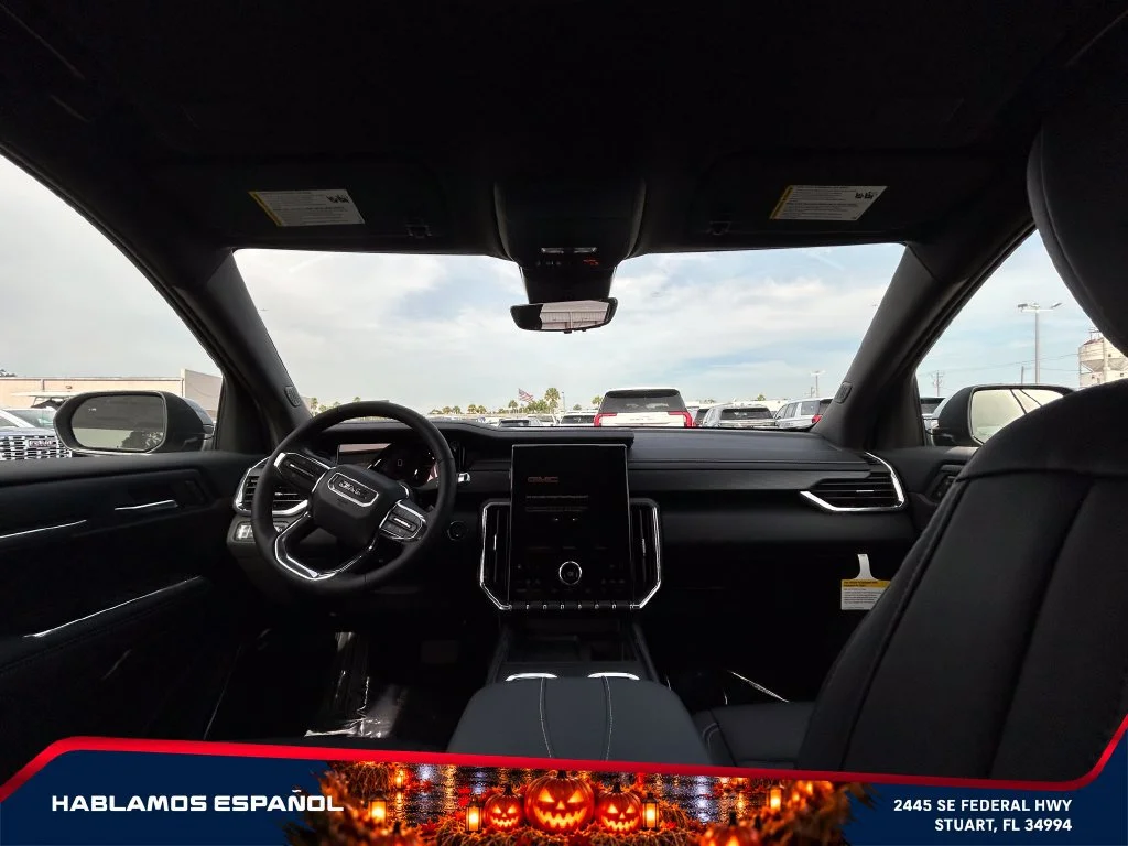 New 2026 Sterling Metallic GMC Elevation image 15