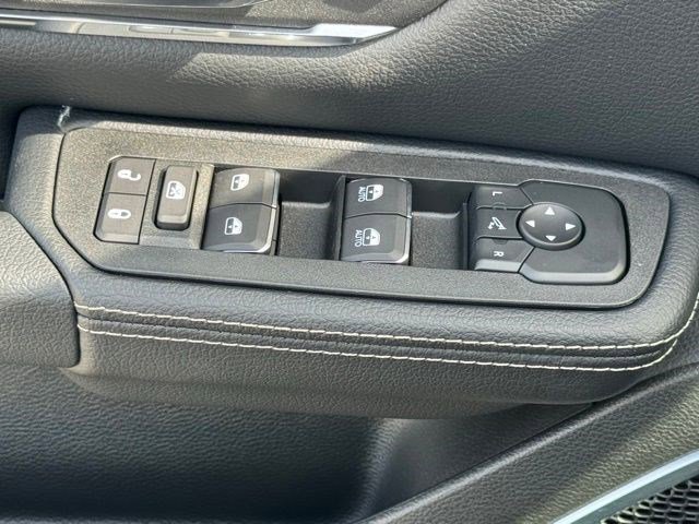 New 2026 Serrano-Green Metallic Exterior Paint RAM Laramie image 10
