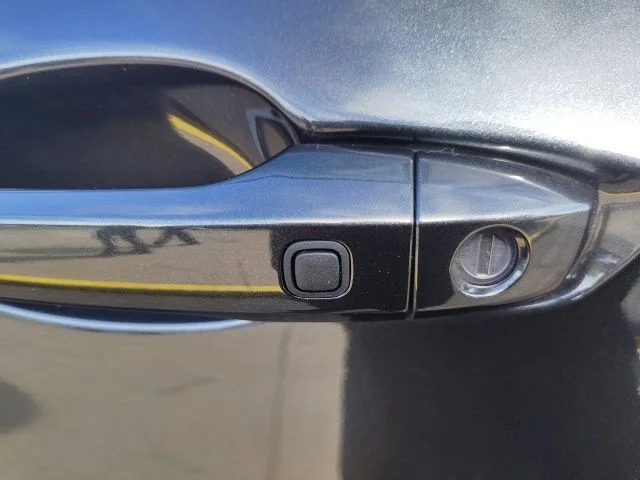 New 2026 Gray Mitsubishi SE image 8