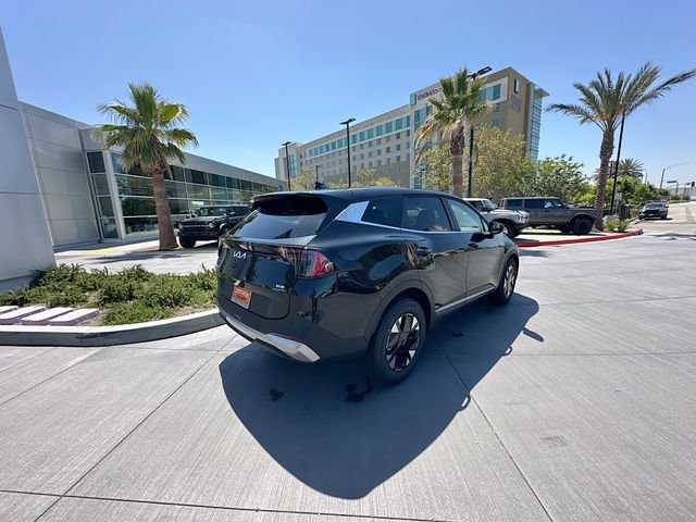 New 2026 Fusion Black Kia LX image 7
