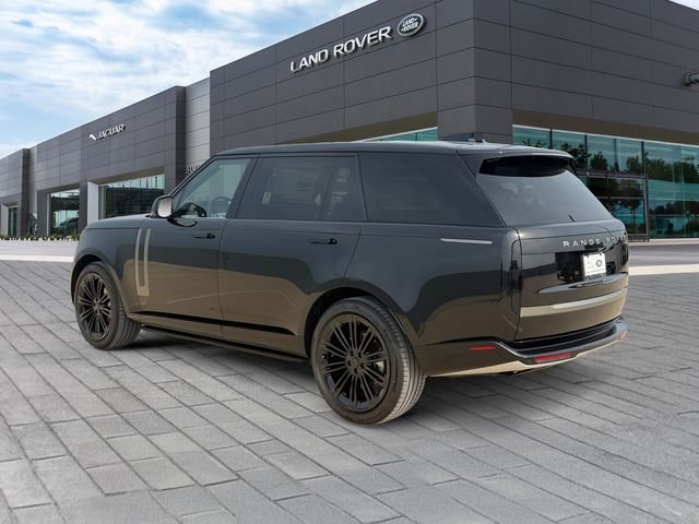 New 2026 Santorini Black Land Rover SE image 3
