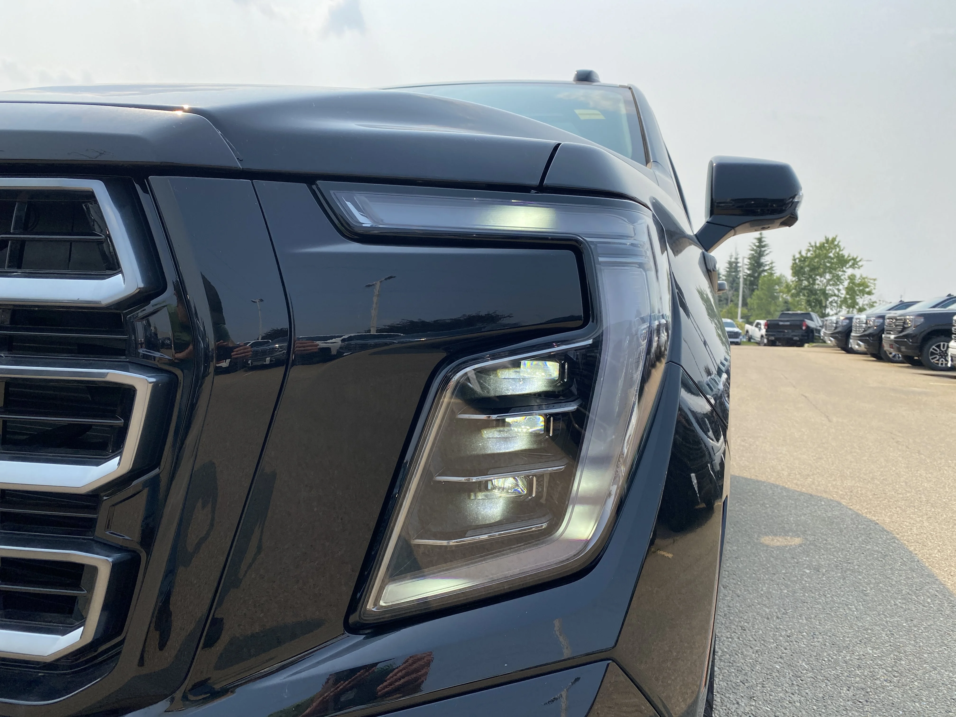 New 2026 ONYX BLACK GMC AT4 image 10