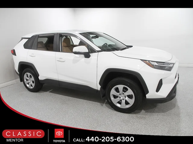 2025 Toyota RAV4 LE