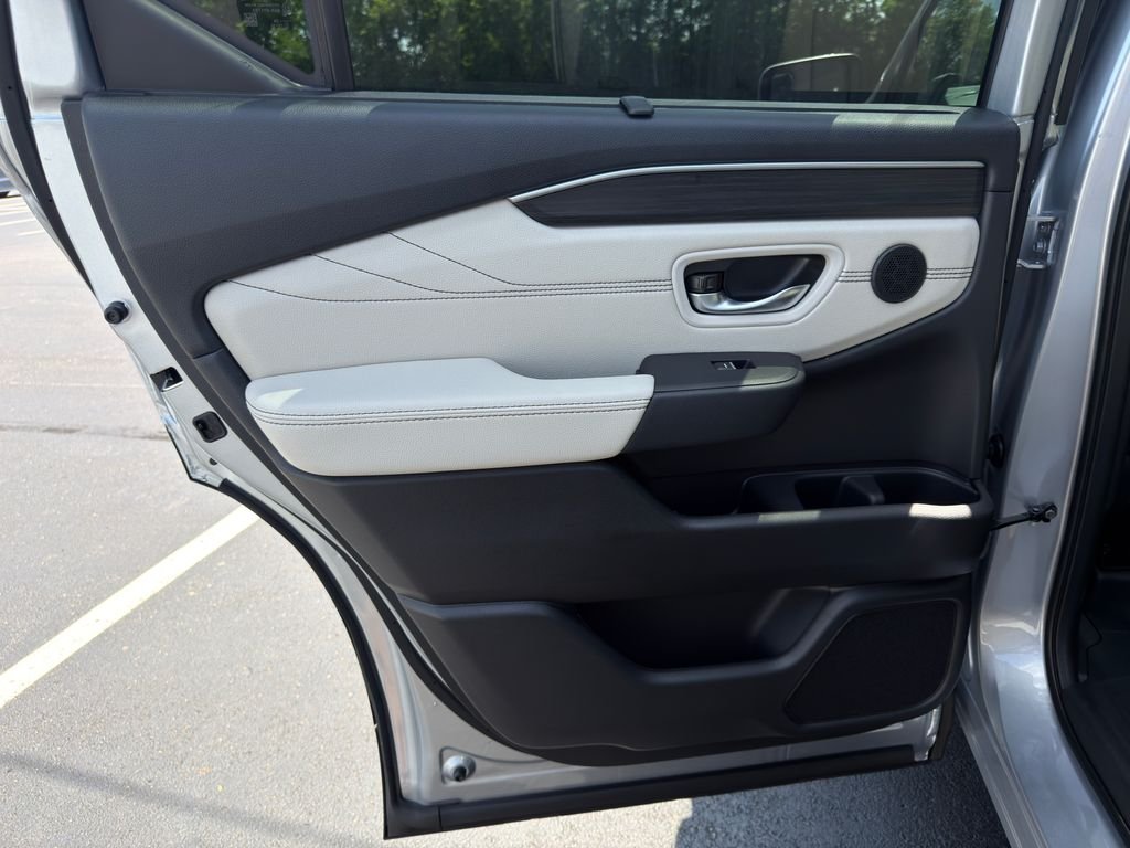 New 2026 Solar Silver Metallic Honda Touring image 20