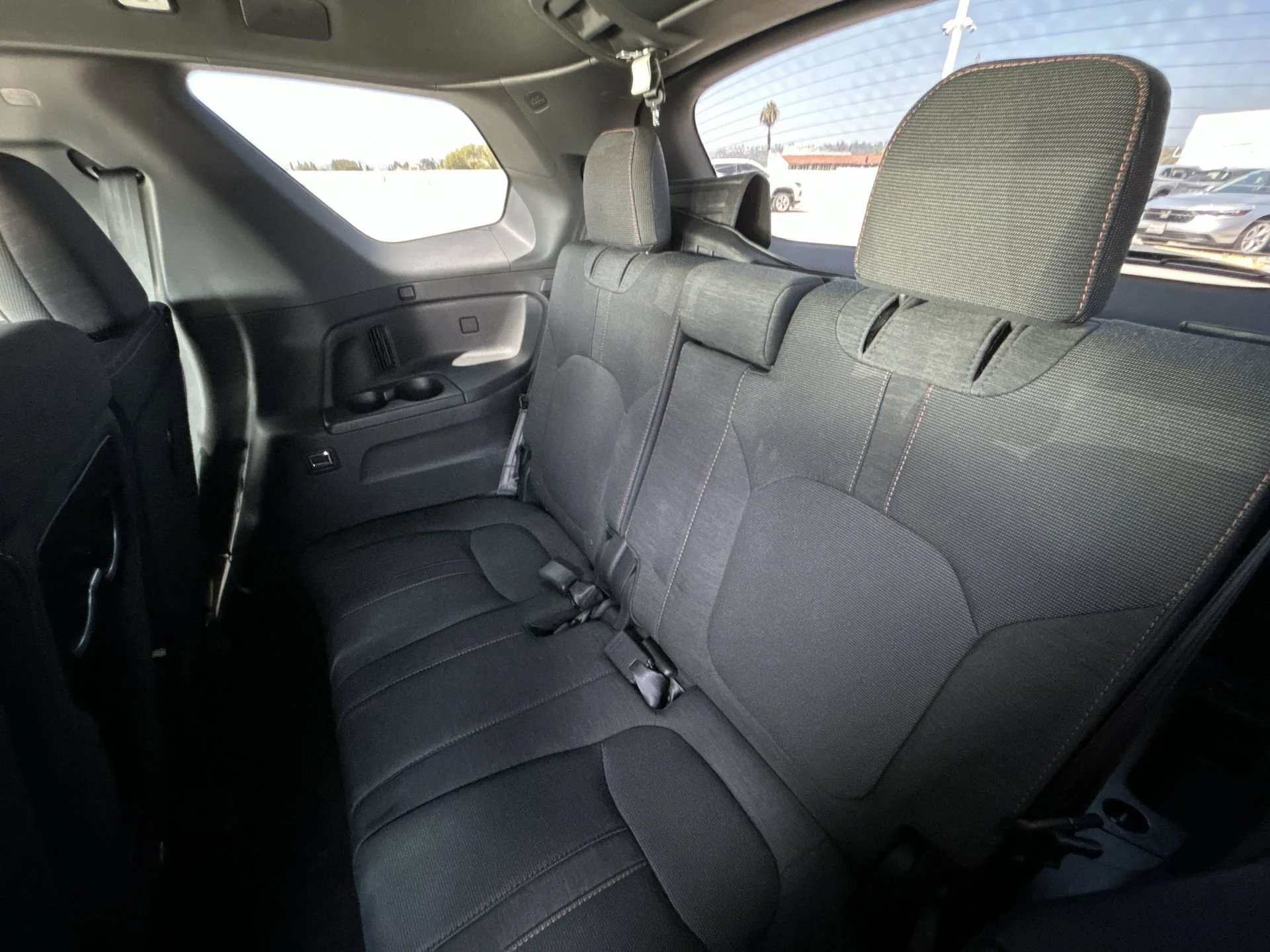 2025 Honda Pilot Sport - Photo 25