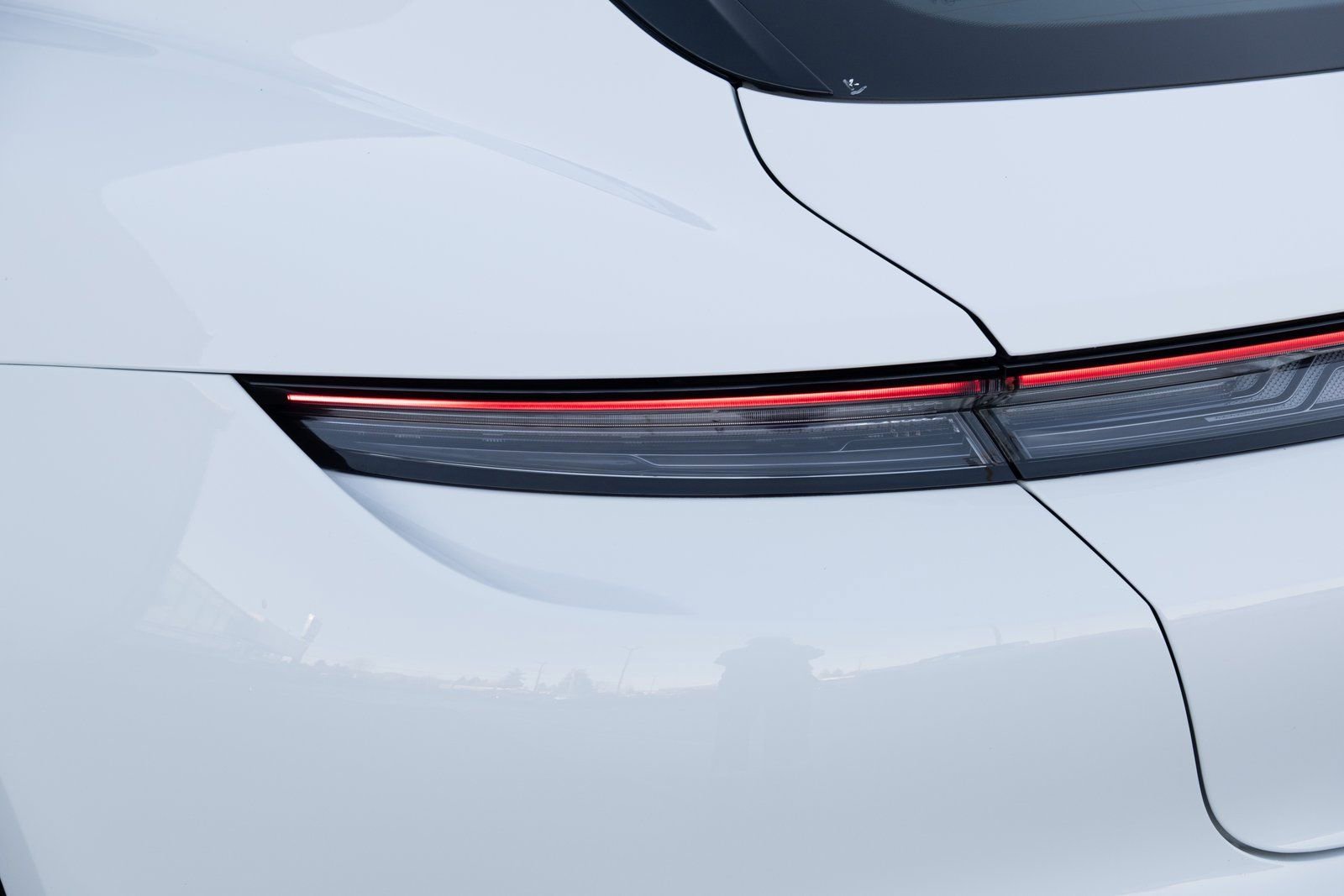 2024 Porsche Taycan GTS - Photo 26