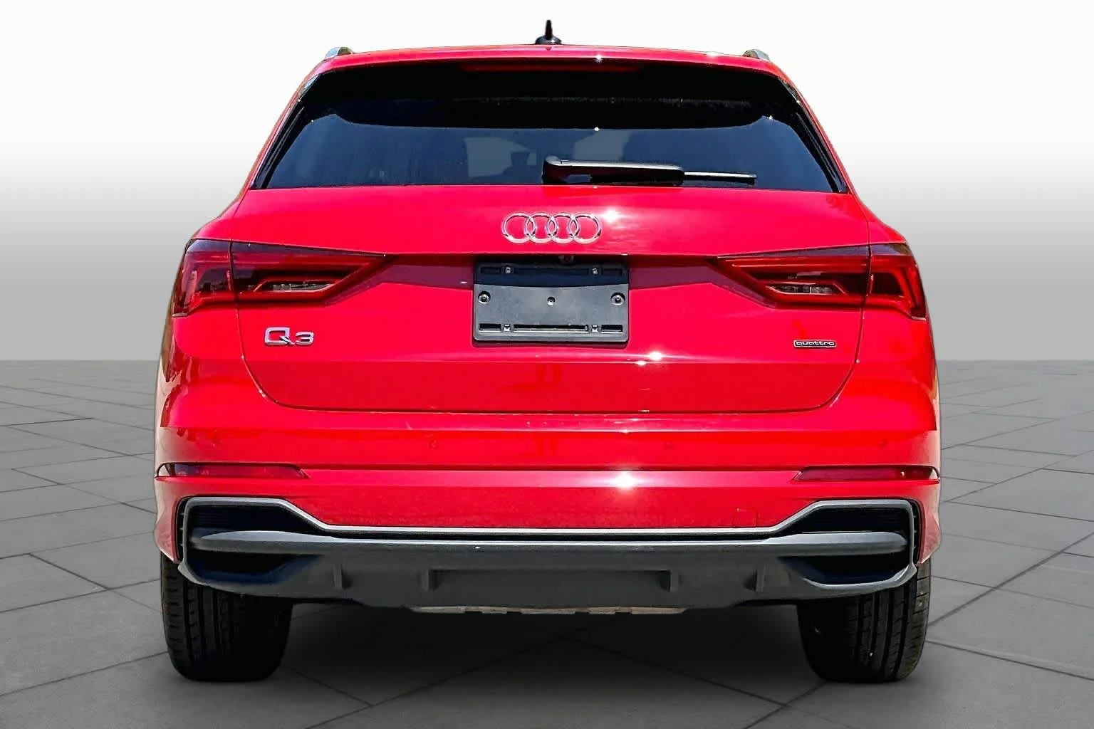 Certified Used 2025 Progressive Red Audi S line Premium image 5