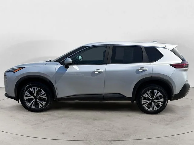 Used 2023 Silver Nissan SV image 2