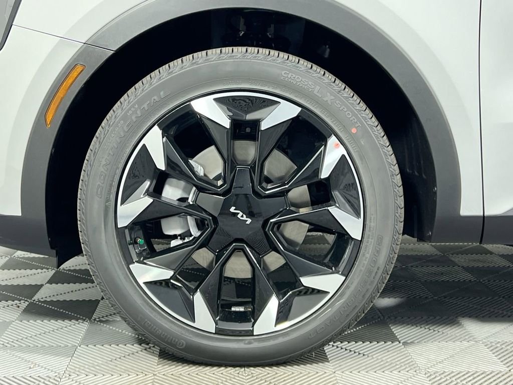 New 2026 Wolf Gray Kia EX image 11