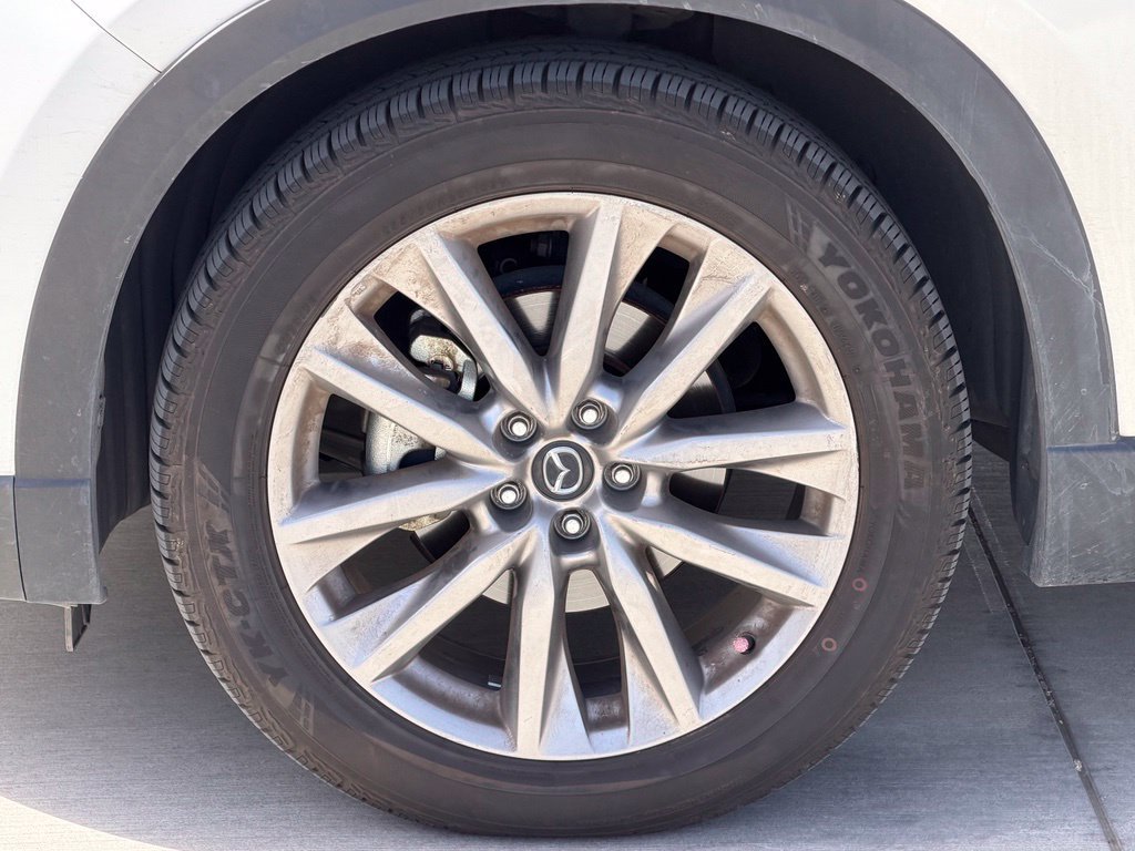 Used 2020 White Mazda Grand Touring image 11