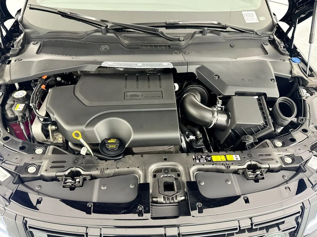 New 2026 Santorini Black Land Rover Core S image 31