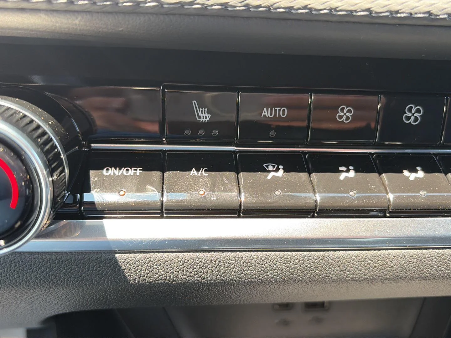 2027 Chevrolet Equinox LT - Photo 28