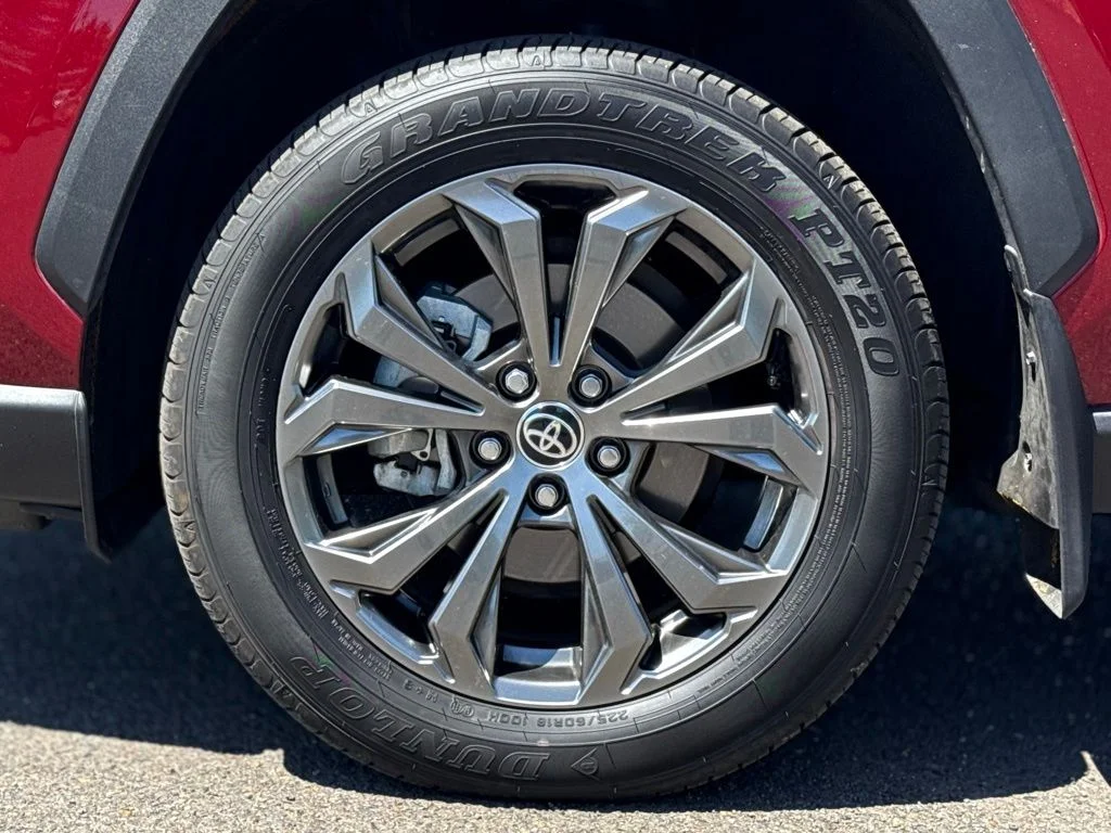 Used 2025 Red Toyota XLE Premium image 9