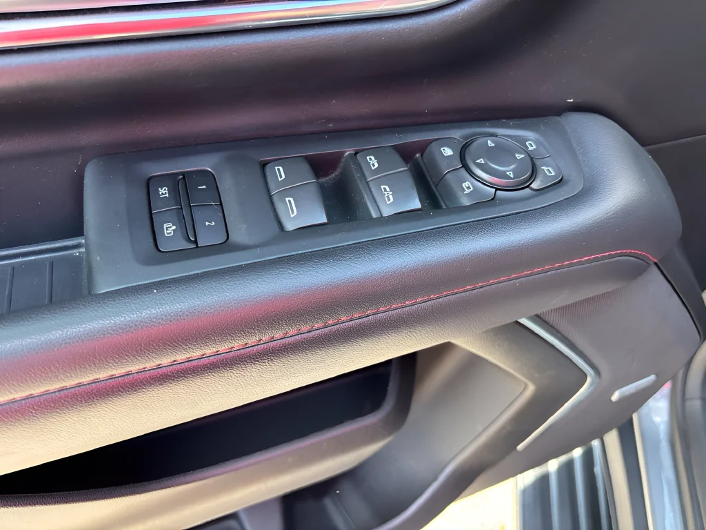 Used 2022 Steel Metallic Chevrolet RST image 24