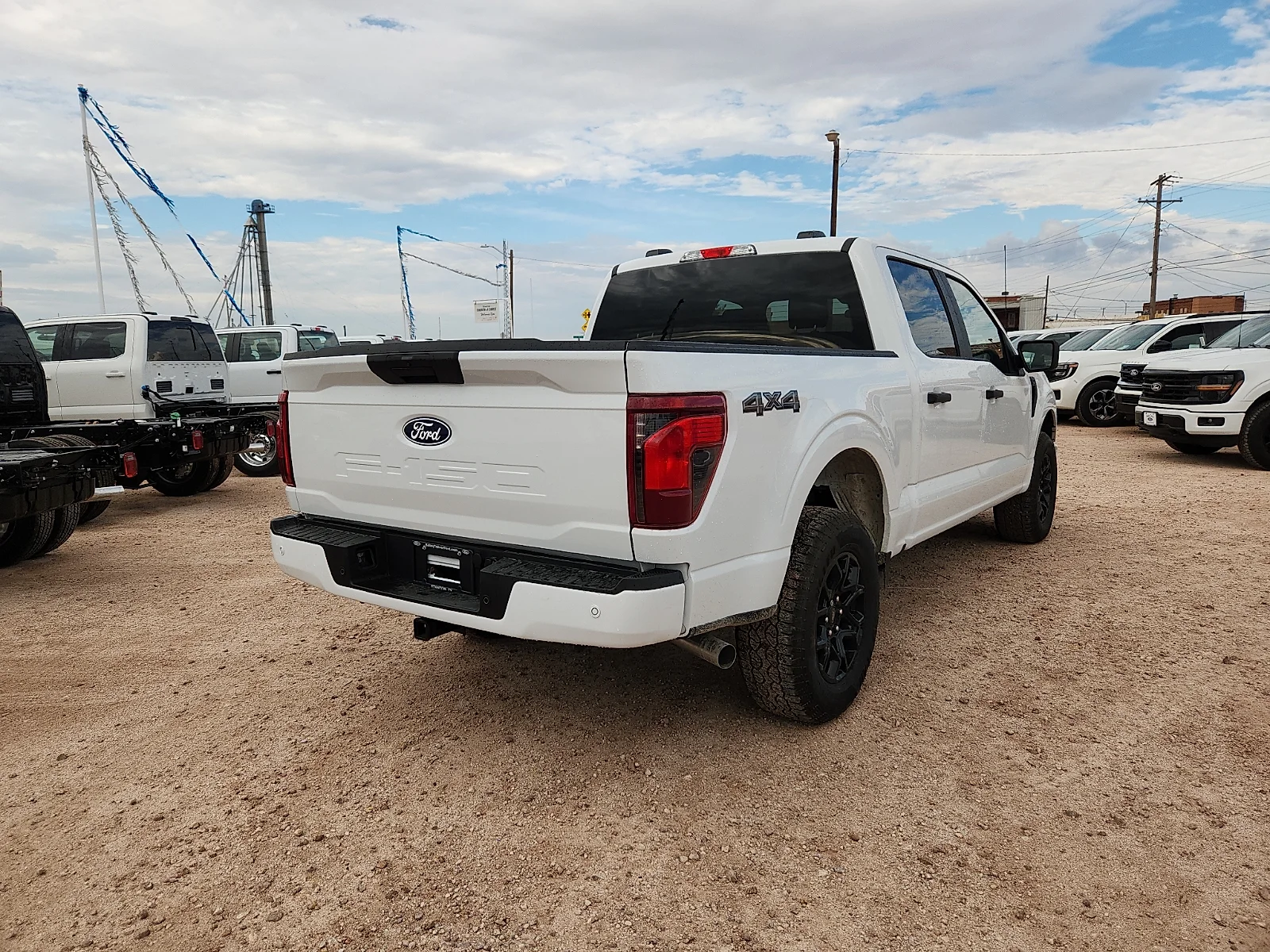 New 2026 Oxford White Ford STX image 7
