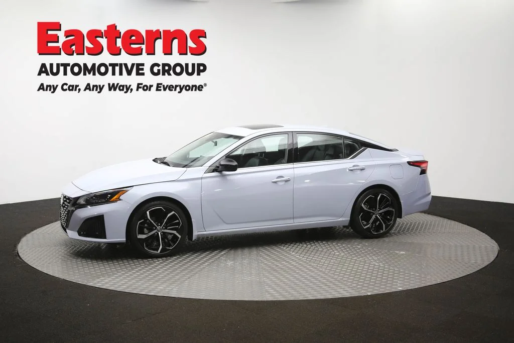 Used 2023 Gray Nissan 2.5 SR image 59