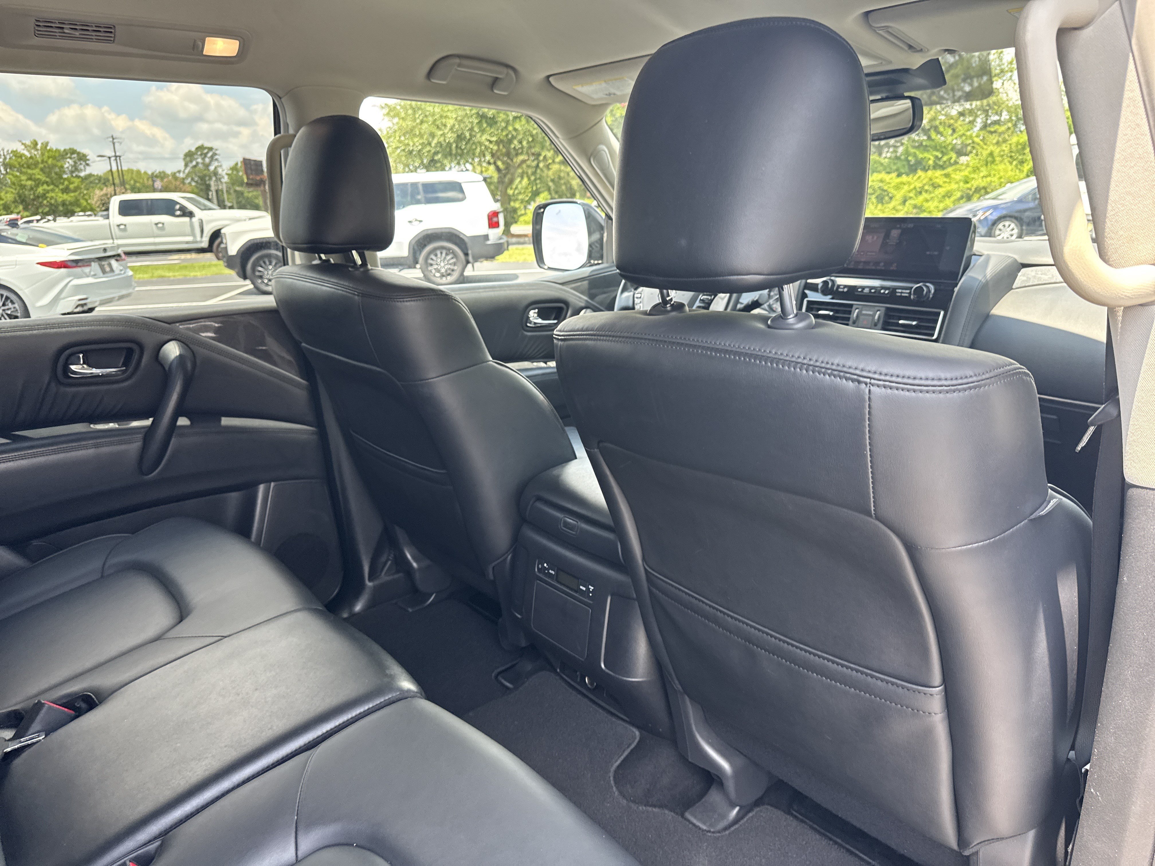 Used 2024 Super Black Nissan SV image 31