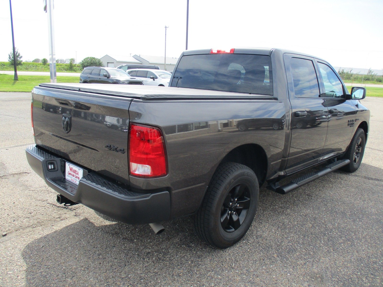 Used 2023 GRANITE Ram Tradesman image 7