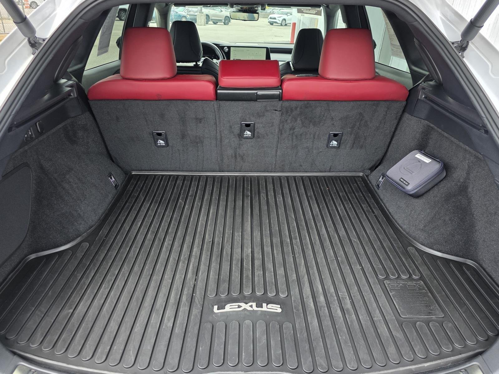 2024 Lexus RX Hybrid 500h - Photo 14