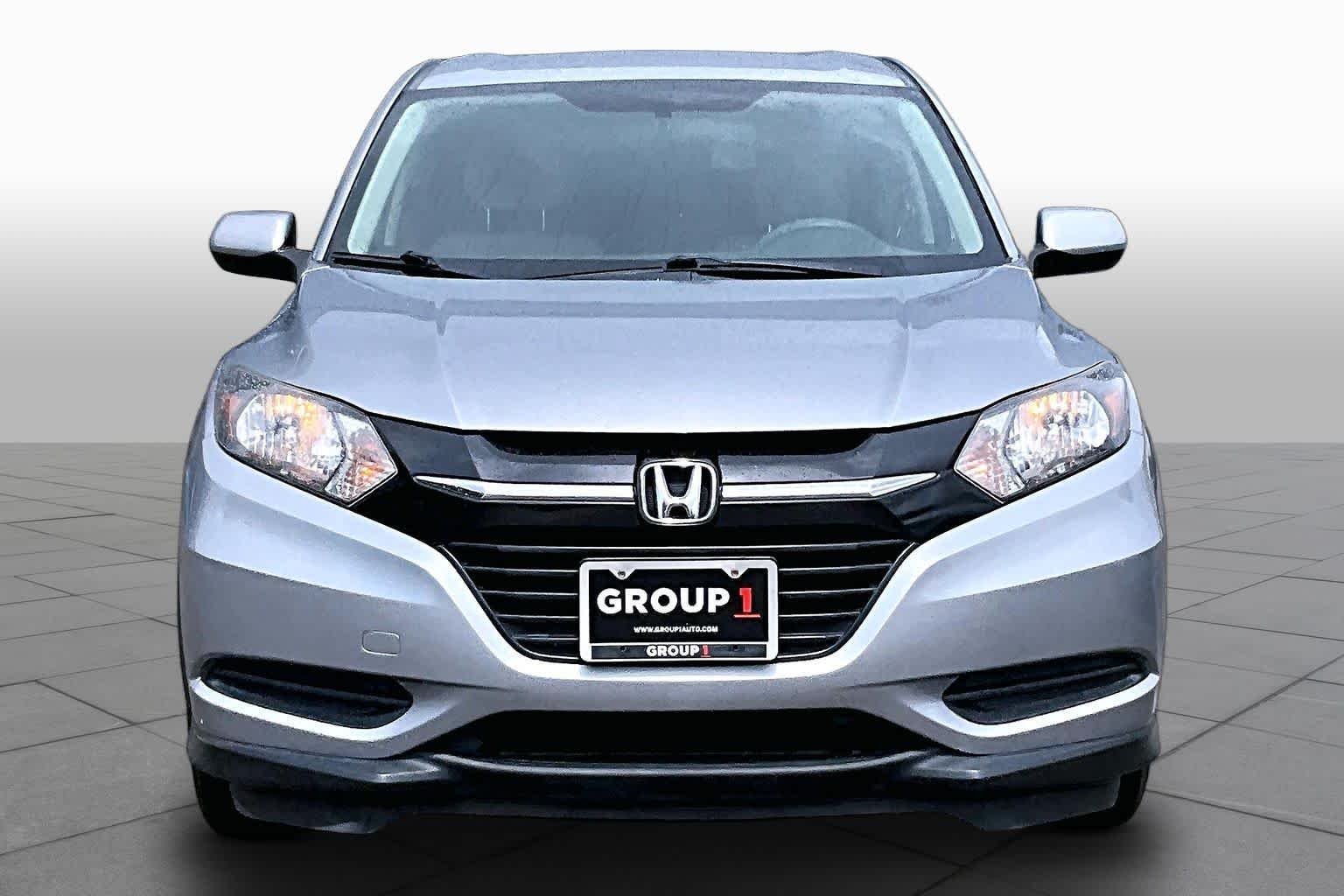 Used 2017 Modern Steel Metallic Honda LX image 4
