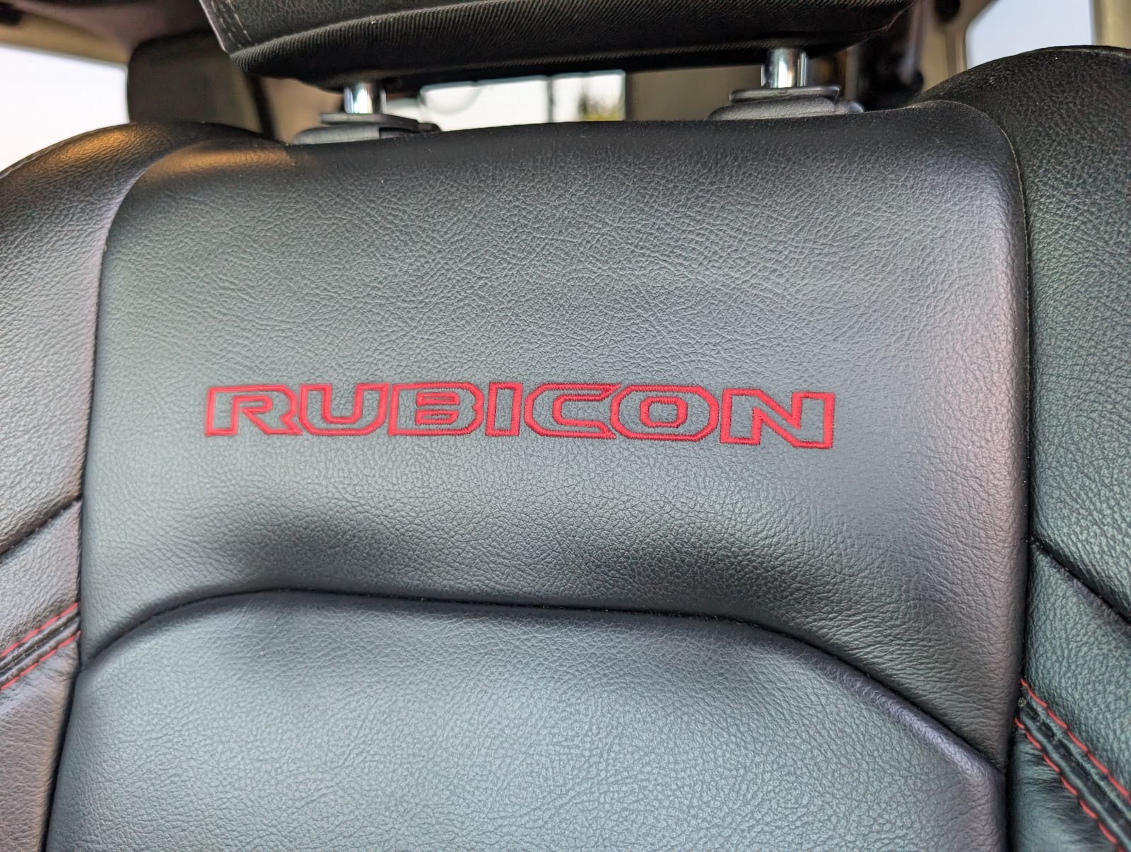 Used 2020 Black Jeep Unlimited Rubicon image 6