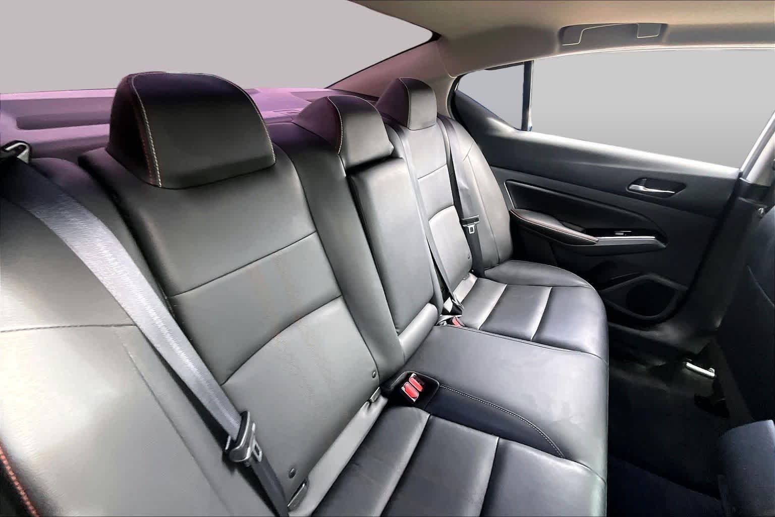 Used 2023 Pearl White Tricoat Nissan 2.5 SR image 20