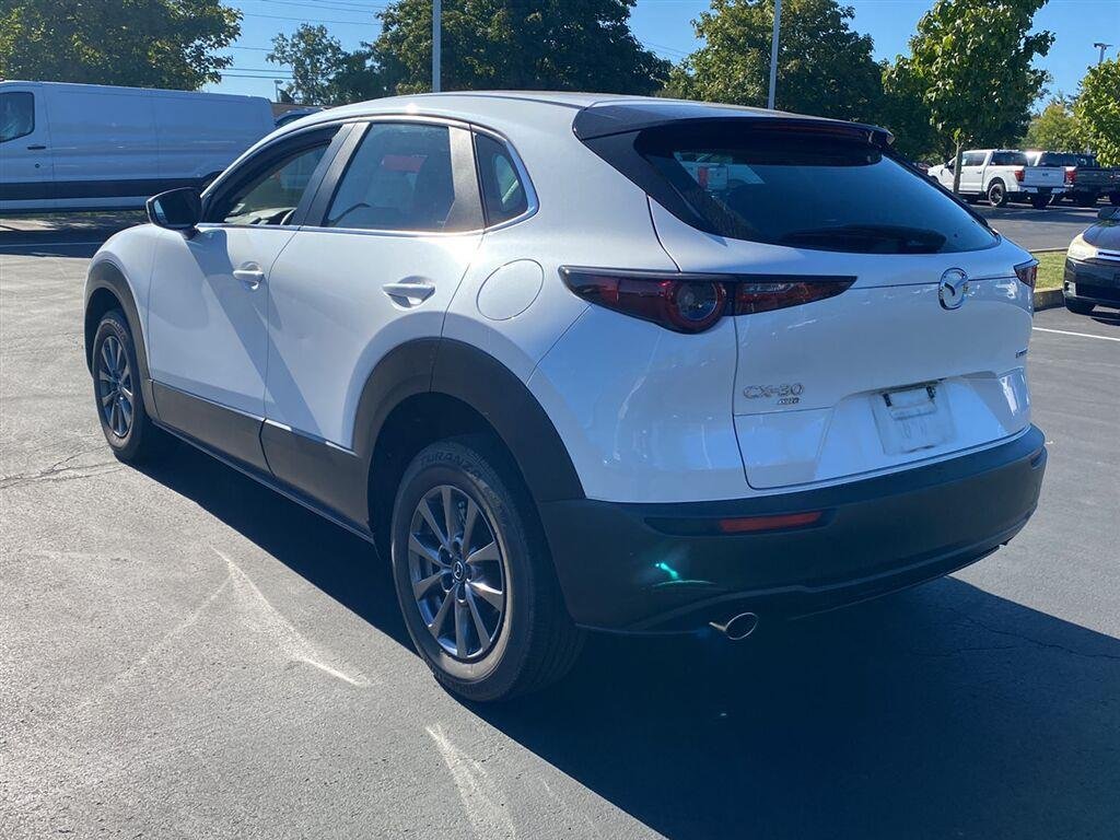 Used 2021 Snowflake White Pearl Mica Mazda 2.5 S image 9