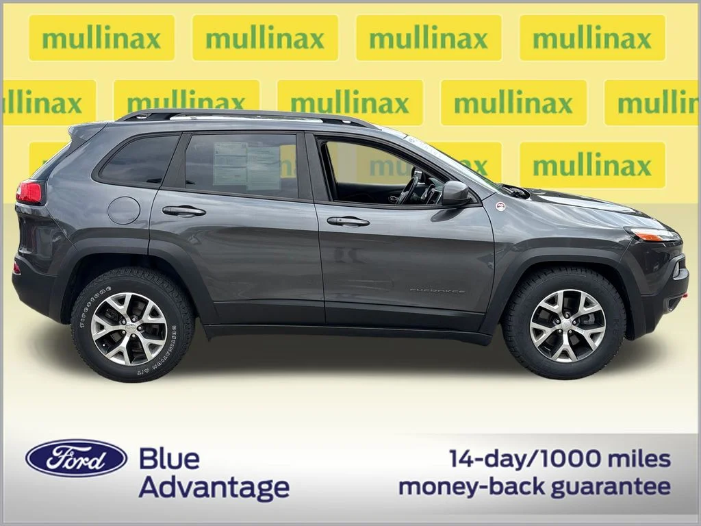 Certified 2017 Jeep Cherokee Trailhawk with VIN 1C4PJMBS2HW582290 for sale in New Smyrna Beach, FL