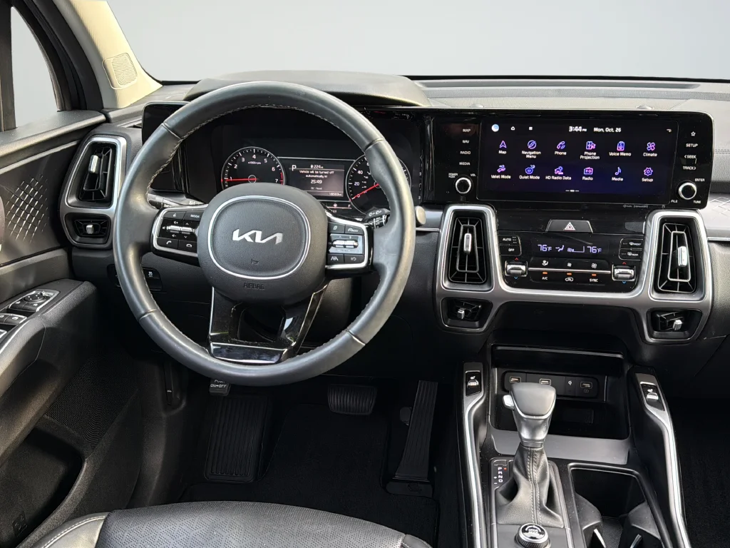 Used 2023 Gray Kia S image 11