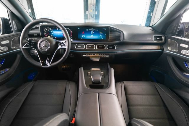 New 2026 Black Mercedes-Benz GLE 450 image 13